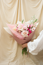 Load image into Gallery viewer, FRESH FLOWER BOUQUET | ROSY