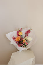 Load image into Gallery viewer, FRESH FLOWER BOUQUET | A LIL HANDFUL OF BLOOMS
